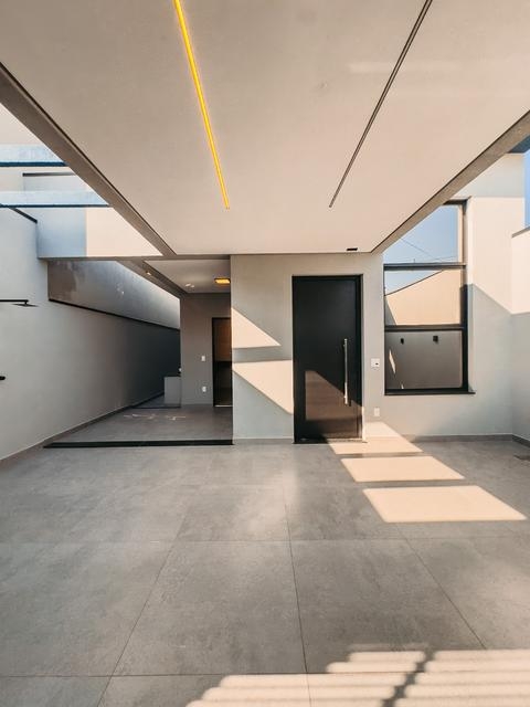 Casa à venda em Indaiatuba, Parque Barnabé, com 3 quartos, com 104 m²