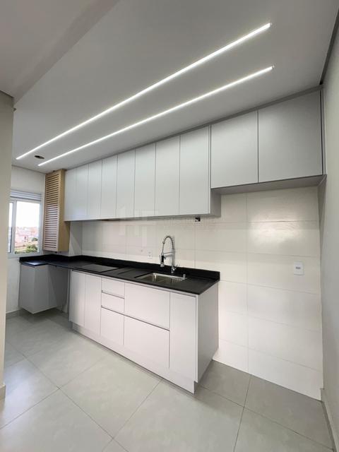 Apartamento para alugar em Indaiatuba, Jardins do Império, com 2 quartos, com 47 m²